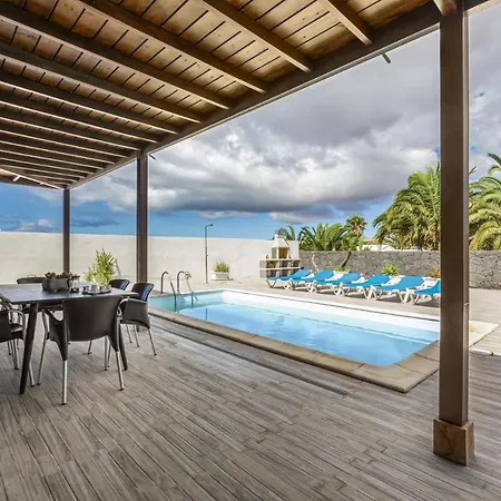 Villa Soleada - Vipvipvillas